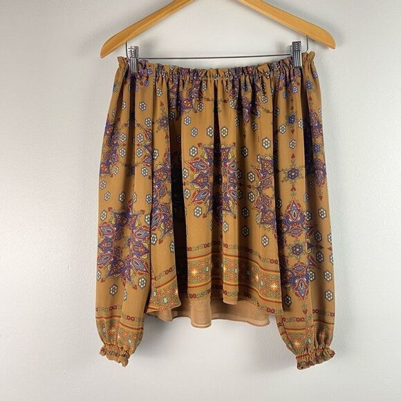 Misa Los Angeles Francesca Off Shoulder Top in Tumeric Floral - Picture 2 of 8